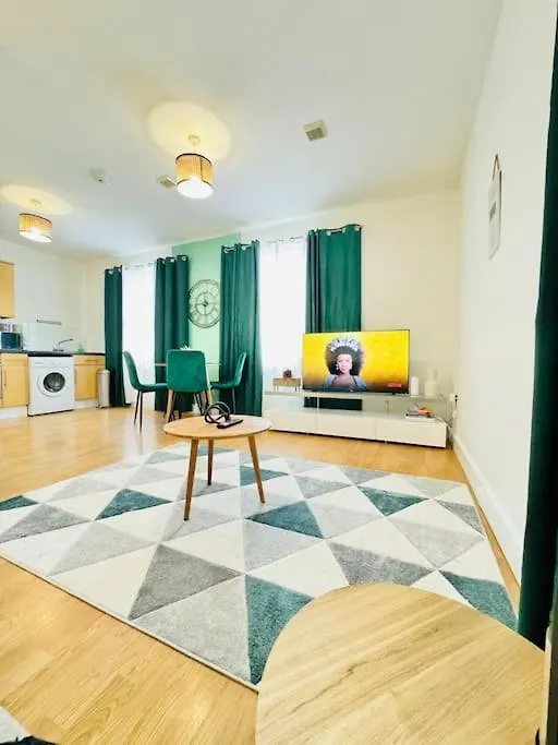 Classy Southampton City Center Apt With Free Parking United Kingdom